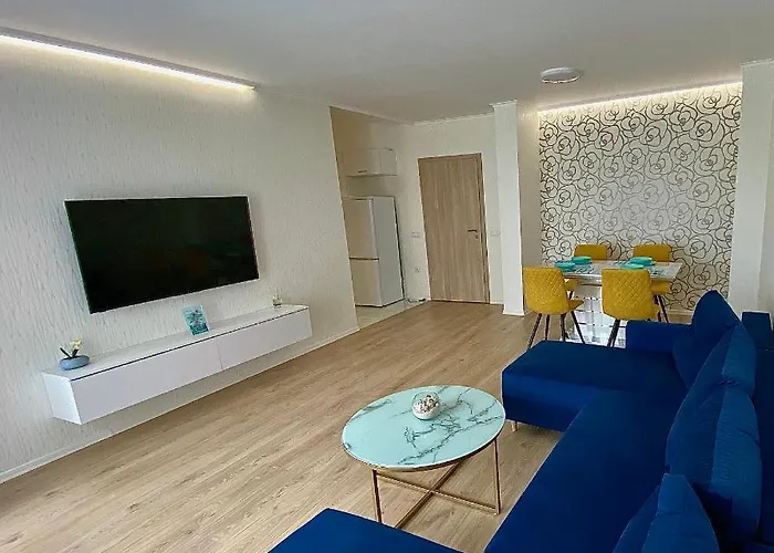 Avrora Апартаменты *